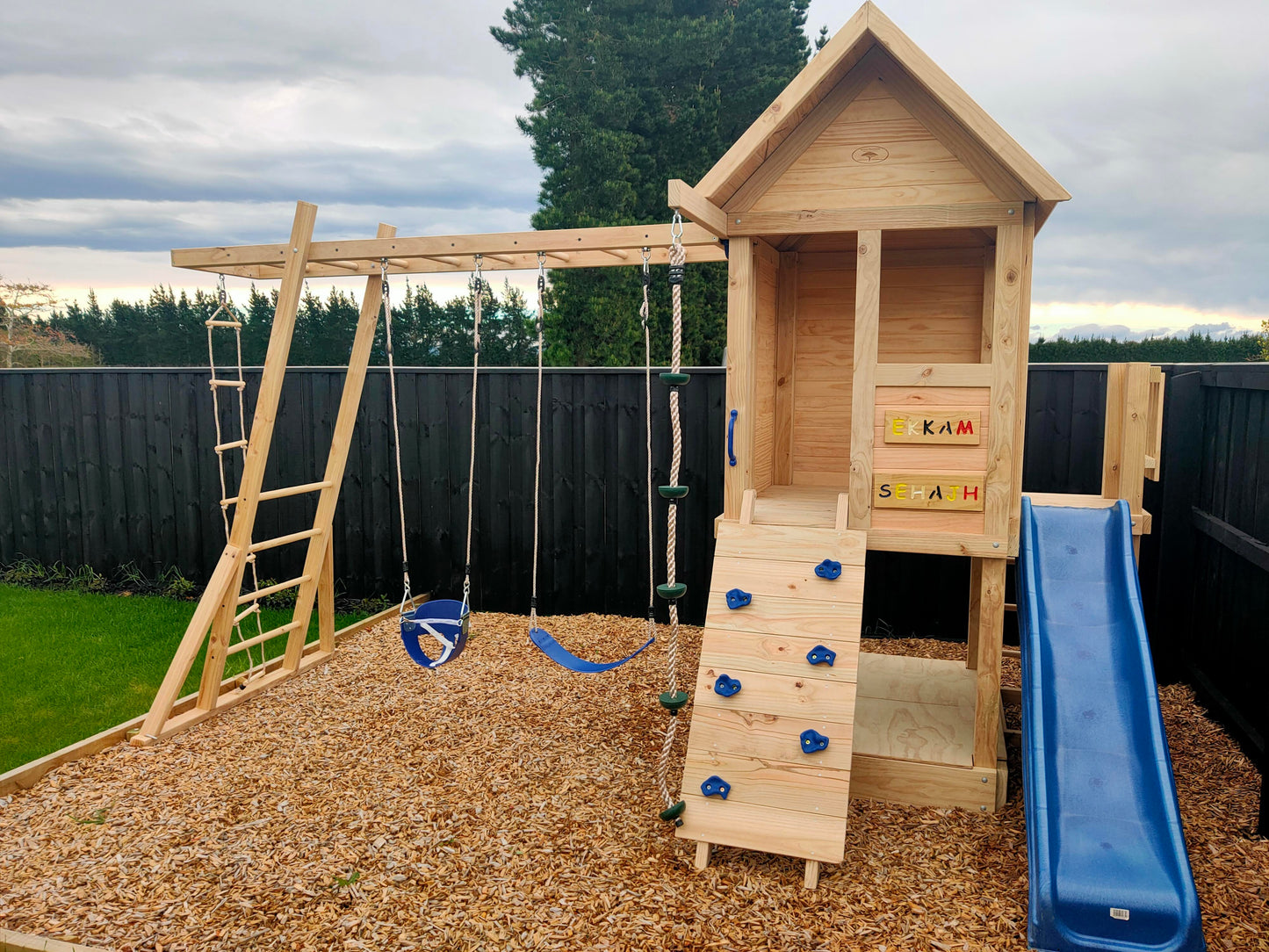 1.5mx1.2m Playground Cubby Tower (#10)- Monkey bars swing beam, wave slide with platform, rock wall and sandpit with cover