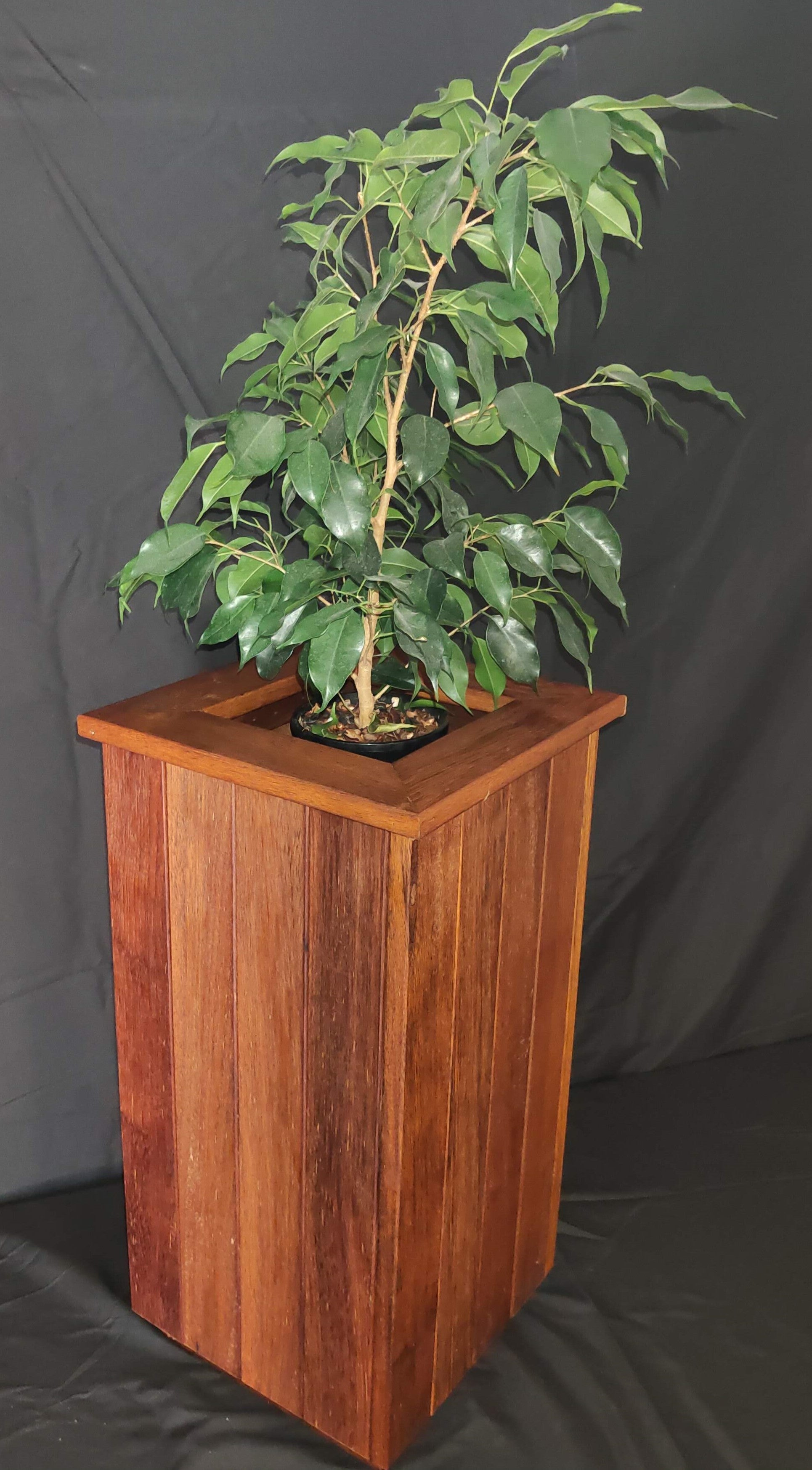 Kwila Planter Box | 300 x 300 x 600mm