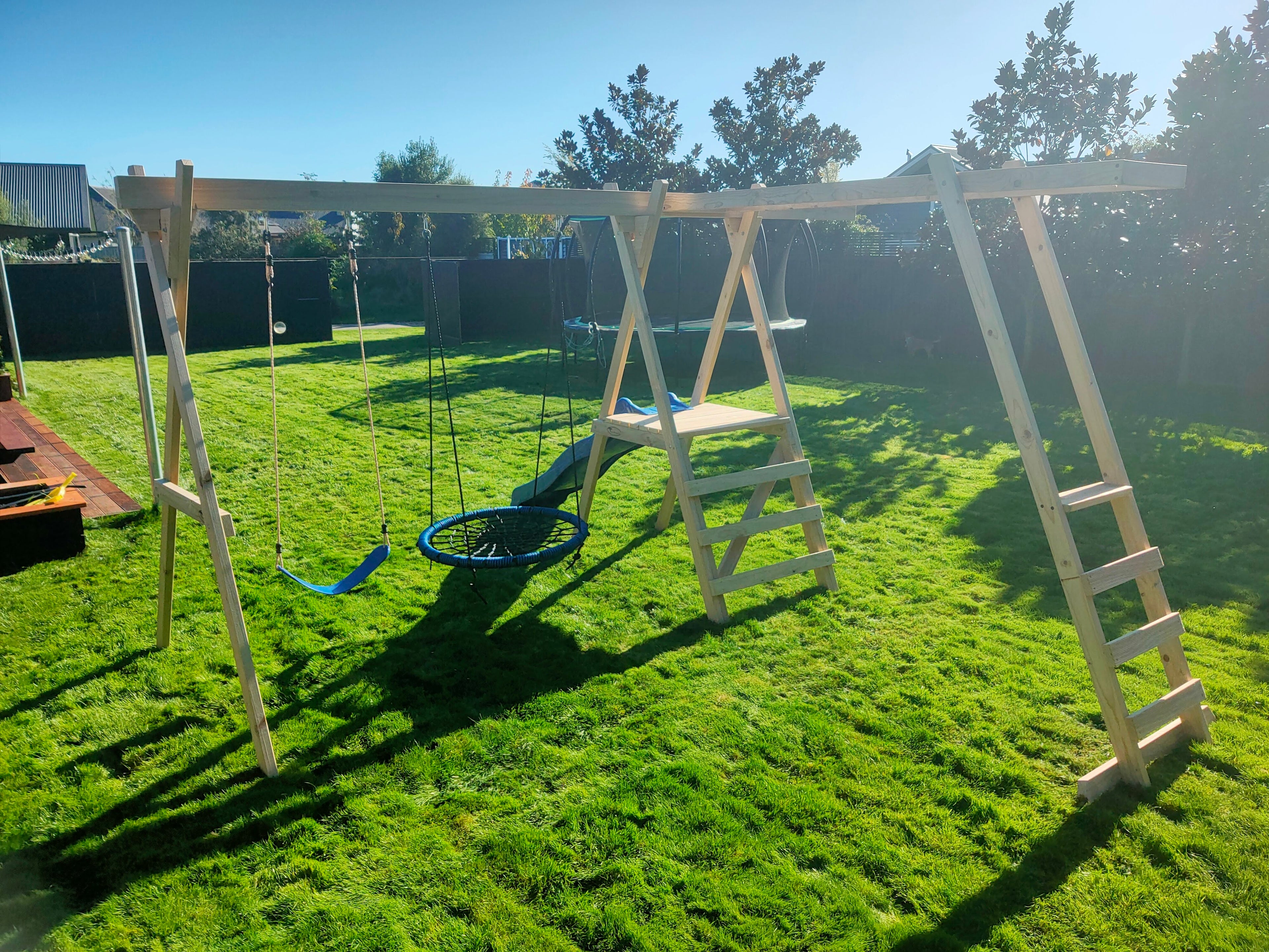 Small Play Frame Set (#3) - with Monkey Bars and Slide