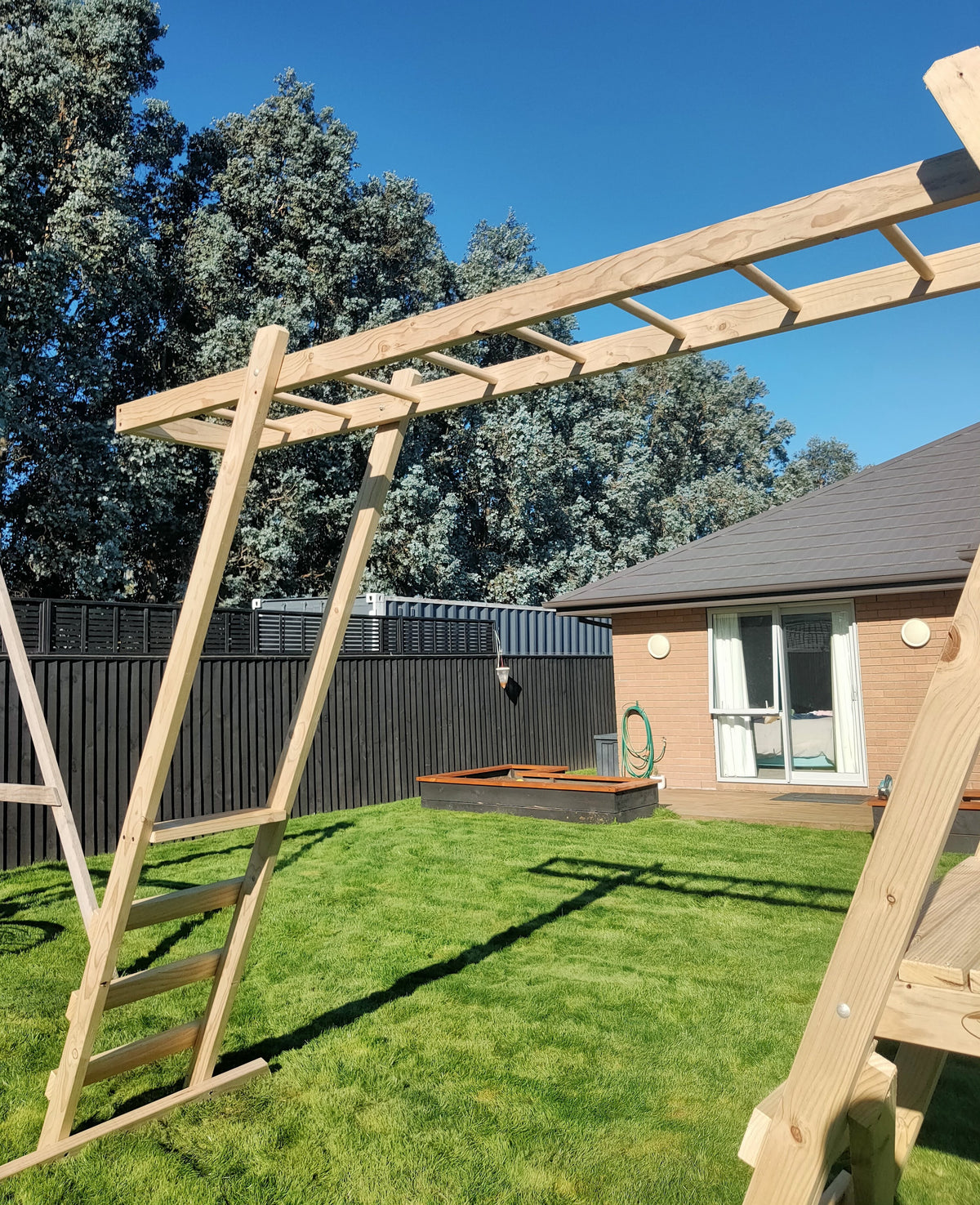 e/o Premium Monkey Bars (optional extra) – Acacia WoodworX Shop
