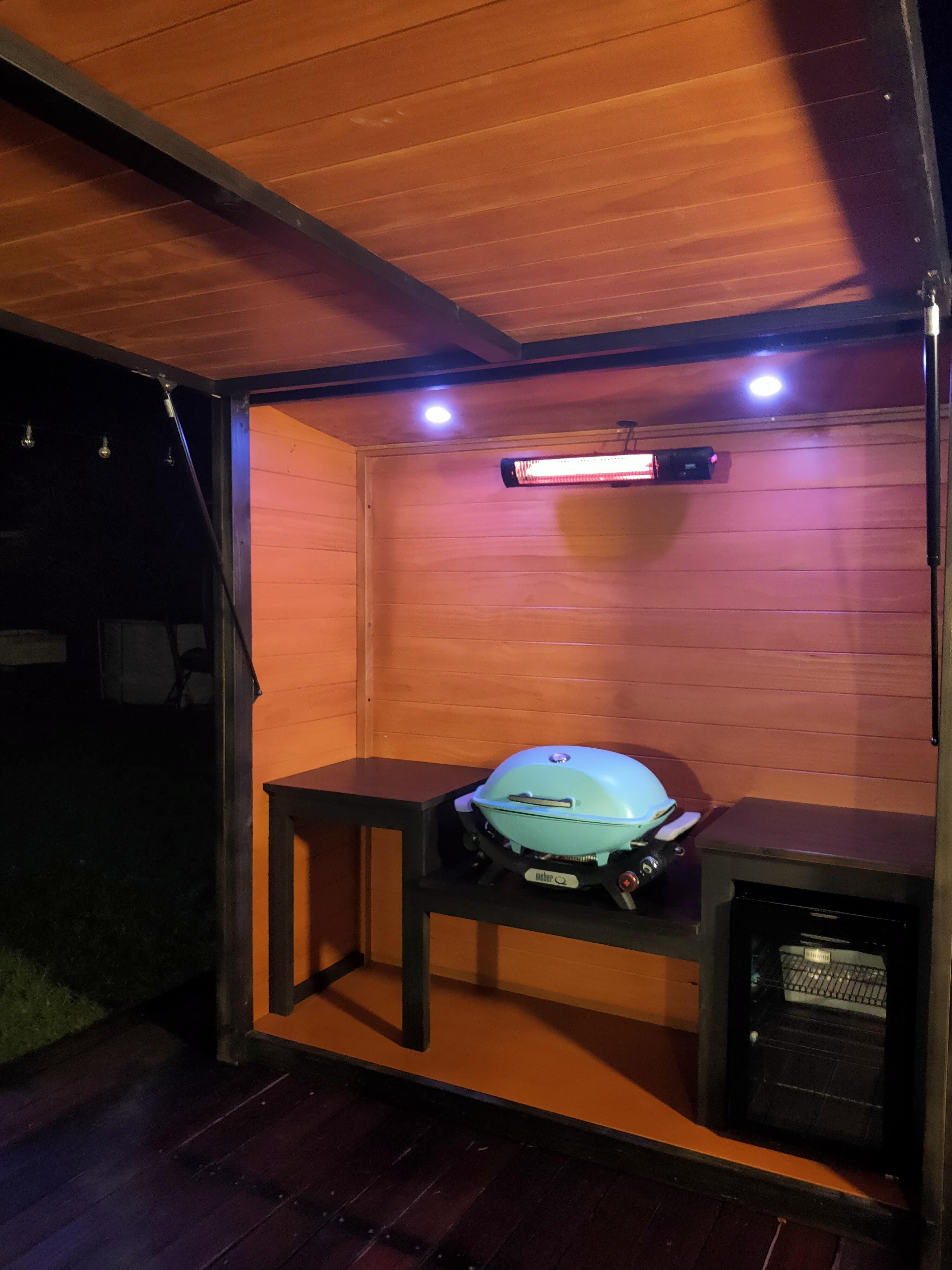 Custom BBQ Enclosure & Outdoor Kitchen Collection