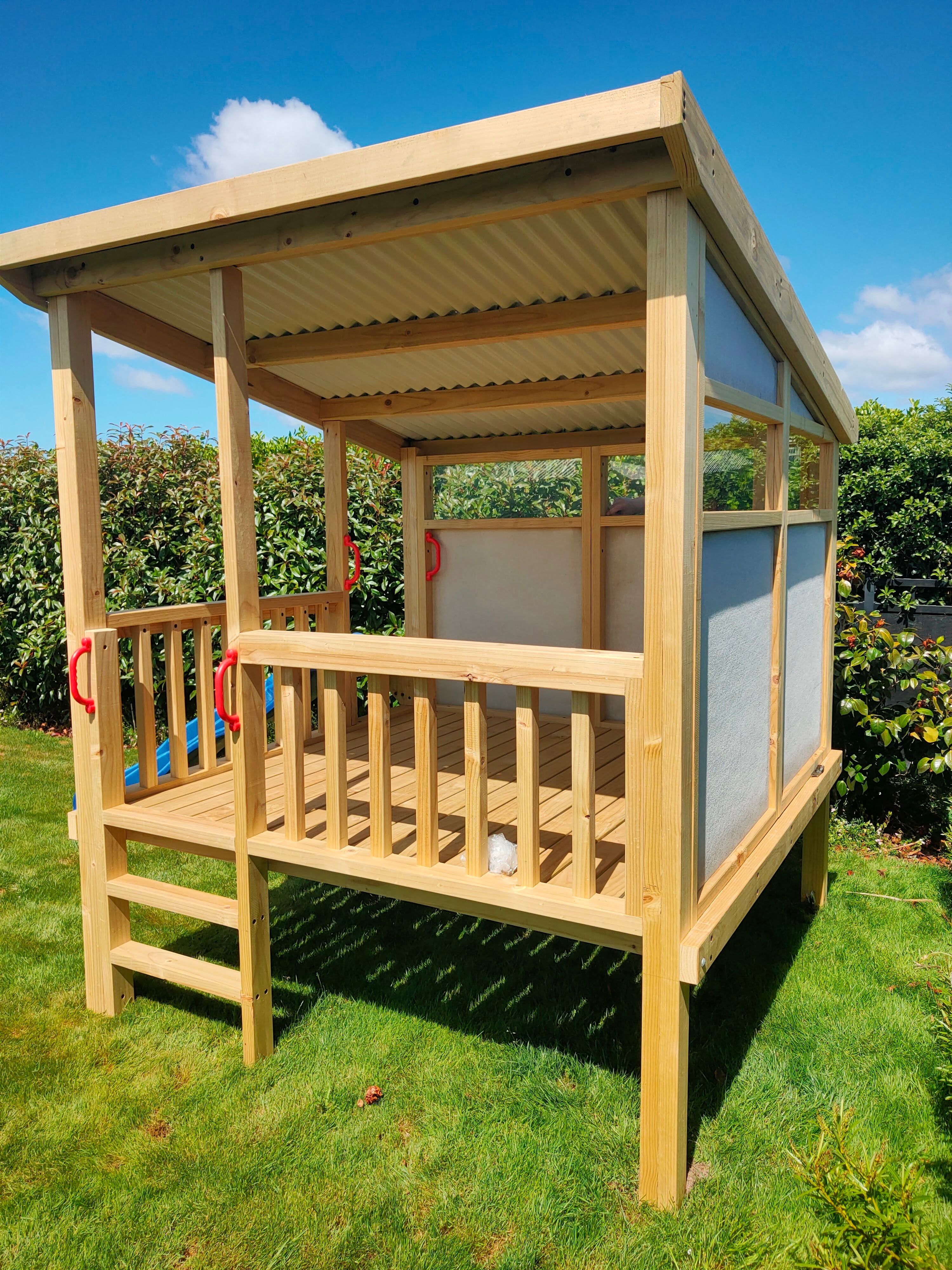 Acacia Playhouse (#1) - Small Natural