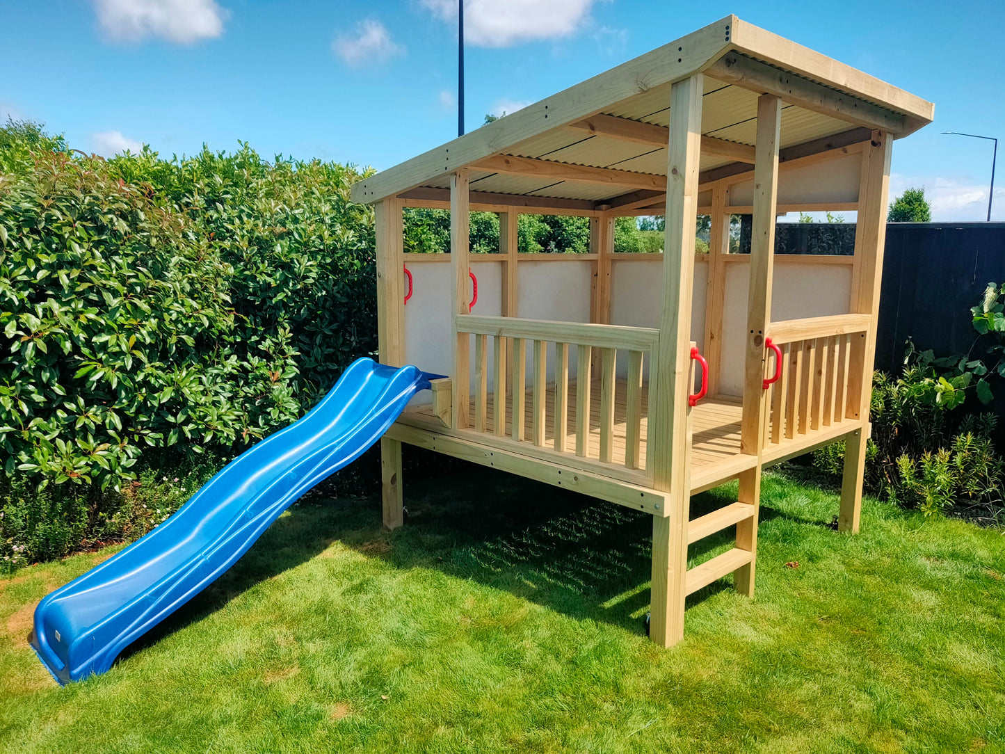 Acacia Playhouse (#1) - Small Natural