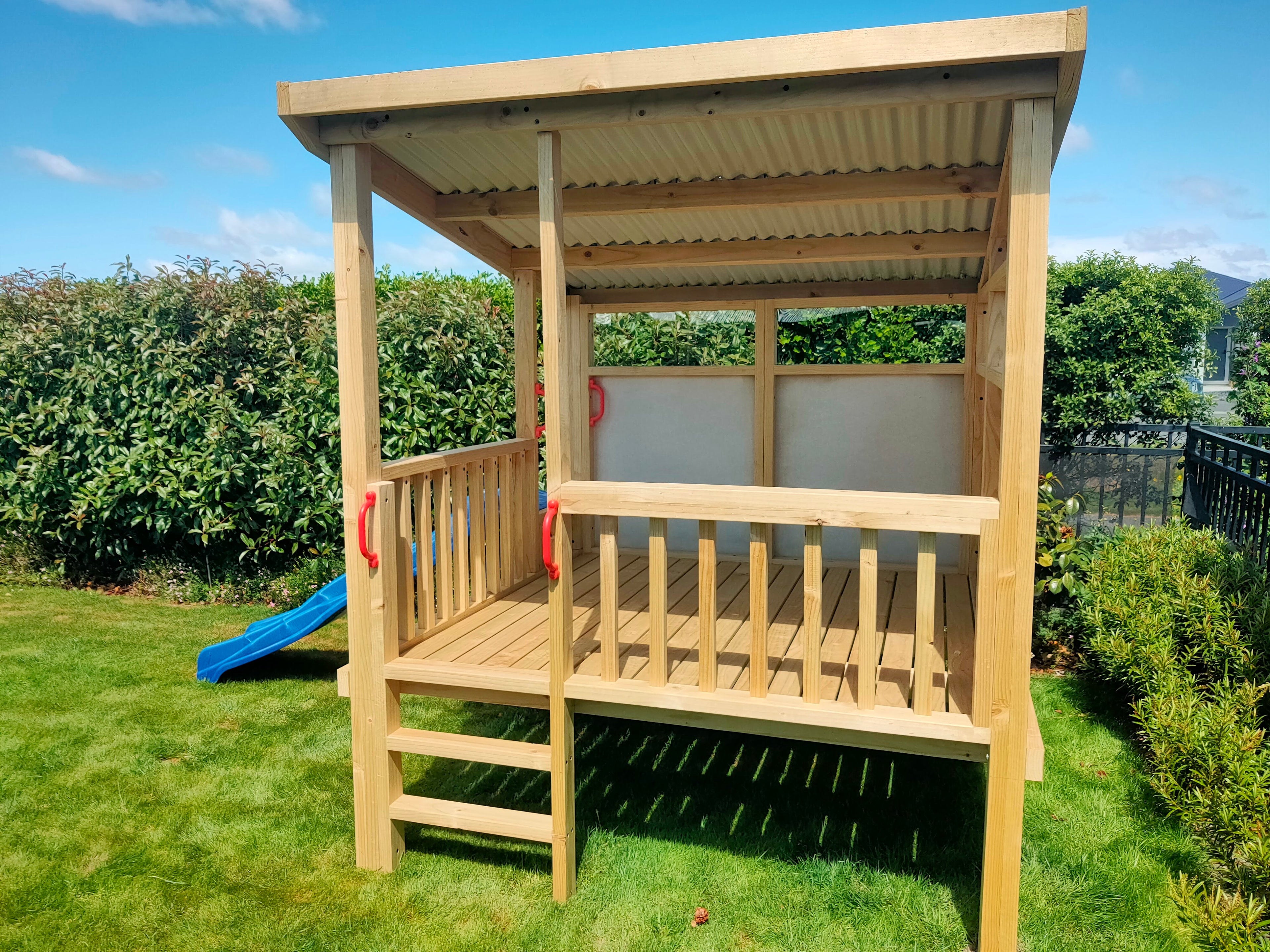 Acacia Playhouse (#1) - Small Natural