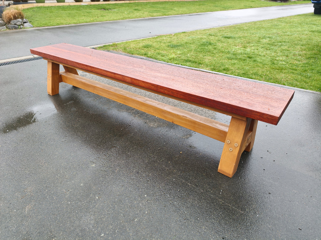 Picnic Bench — Kwila